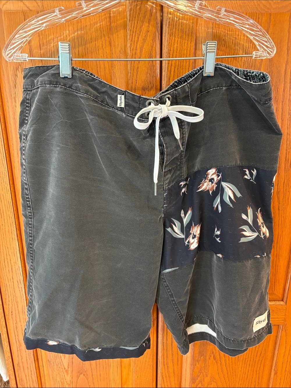 Rhythm Men's Black Floral Patch Swim Trunks- 36